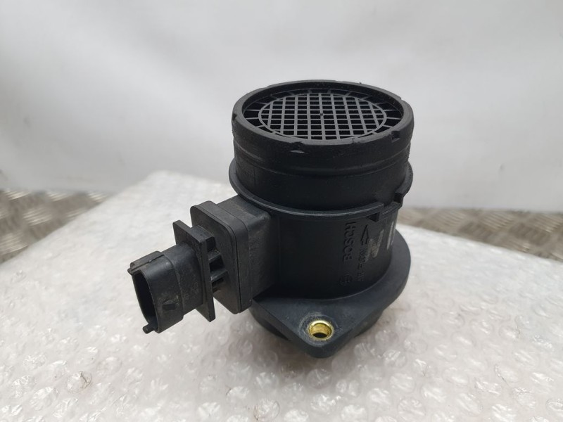 Recambio de caudalimetro para fiat bravo (198) 1.9 active multijet referencia OEM IAM 55183650 0281002792 BOSCH