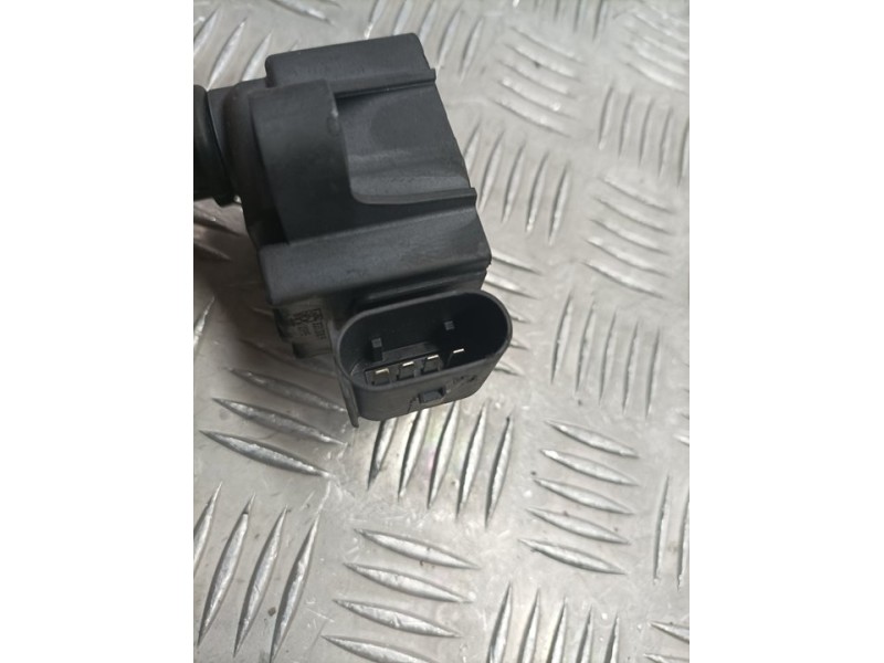 Recambio de bobina encendido para mercedes-benz clase b (247) b180 referencia OEM IAM A2829061000  