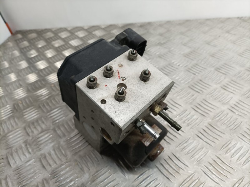 Recambio de abs para lexus is200 (gxe10) 2.0 luxury referencia OEM IAM 4454024010 1332005000 DENSO