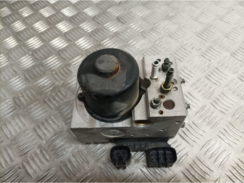 Recambio de abs para lexus is200 (gxe10) 2.0 luxury referencia OEM IAM 4454024010 1332005000 DENSO