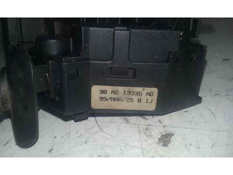 Recambio de mando intermitentes para ford focus berlina (cak) ghia referencia OEM IAM 98AG13335AD  