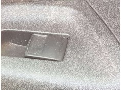 MANDO ELEVALUNAS DELANTERO DERECHO 848100D030 