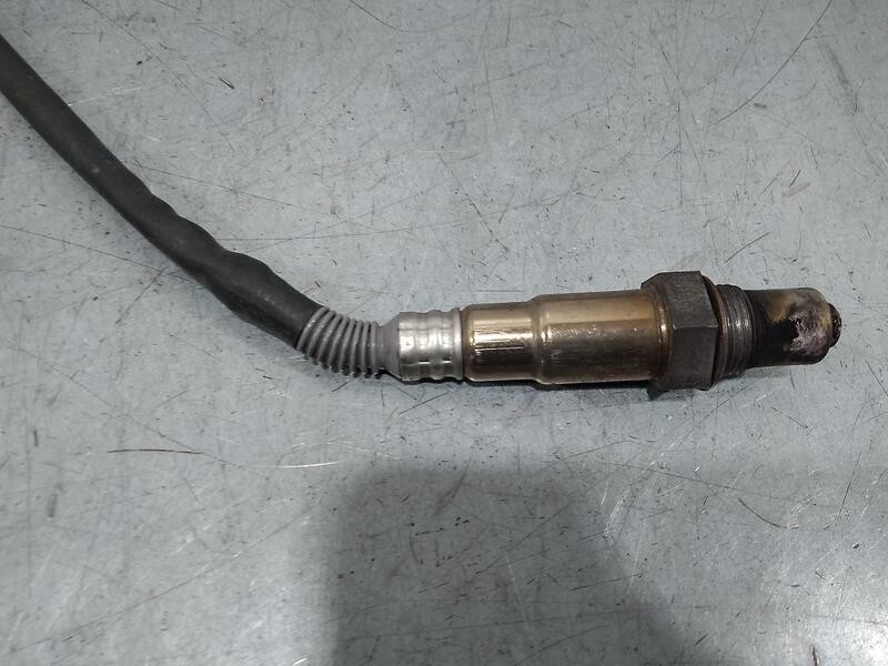 Recambio de sonda lambda para ssangyong rodius 4wd power referencia OEM IAM 9025050012 a6715400117 