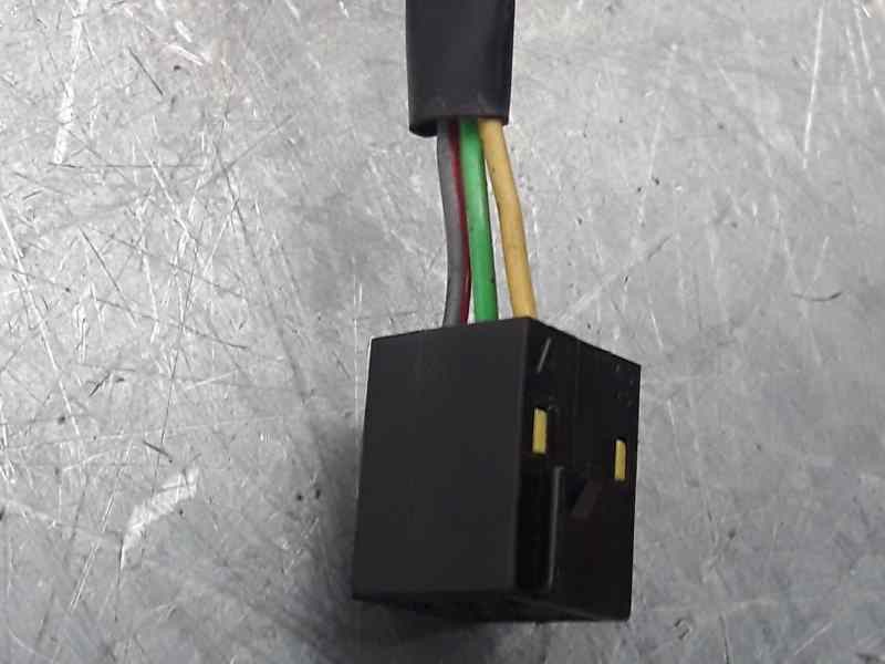 Recambio de retrovisor derecho para opel corsa d cosmo referencia OEM IAM  3 CABLES ELECTRICO