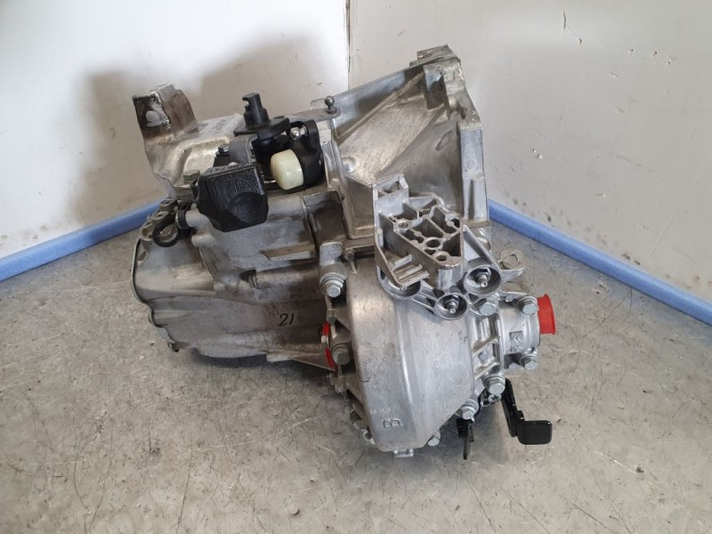 Recambio de caja cambios para peugeot 308 allure referencia OEM IAM 20MB53 1478573 6VELOCIDADES