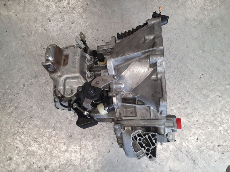 Recambio de caja cambios para peugeot 308 allure referencia OEM IAM 20MB53 1478573 6VELOCIDADES