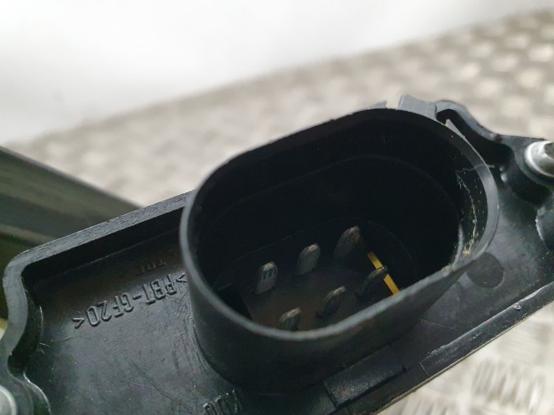 Recambio de elevalunas trasero izquierdo para volkswagen passat berlina (3c2) edition referencia OEM IAM 69259652  