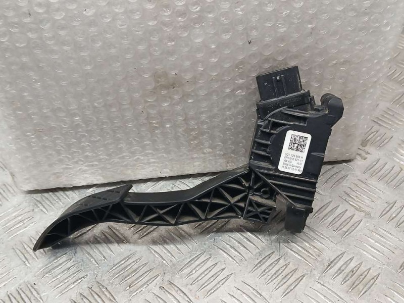 Recambio de potenciometro pedal para volkswagen golf vii sportsvan advance bluemotion tech referencia OEM IAM 5Q1723503H 6PV0106