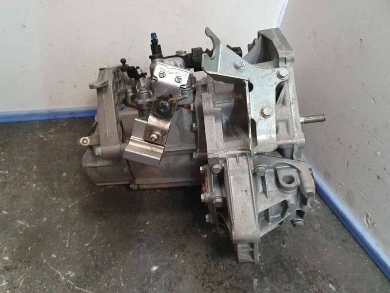 Recambio de caja cambios para fiat tipo ii (357) berlina easy referencia OEM IAM C51461311 09271776 6VELOCIDADES