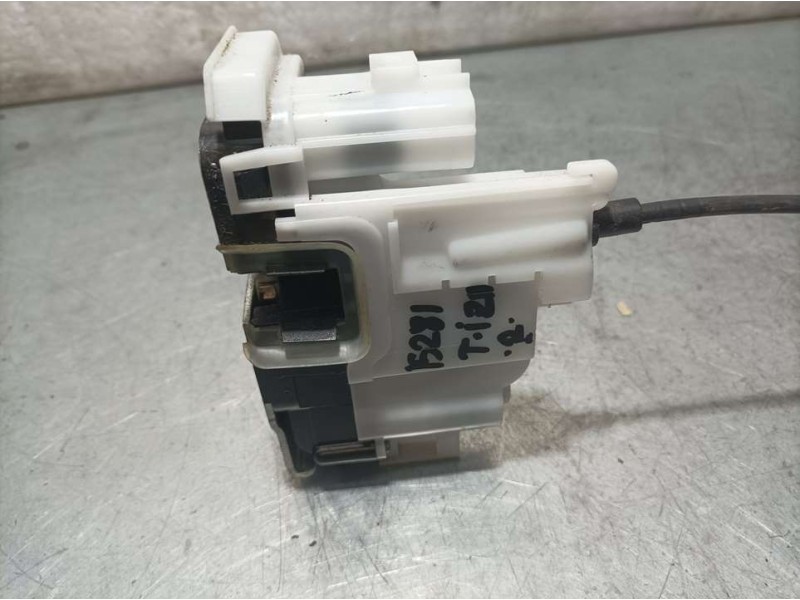 Recambio de cerradura puerta trasera izquierda para fiat tipo ii (357) berlina easy referencia OEM IAM 519834810  ELECTRICA