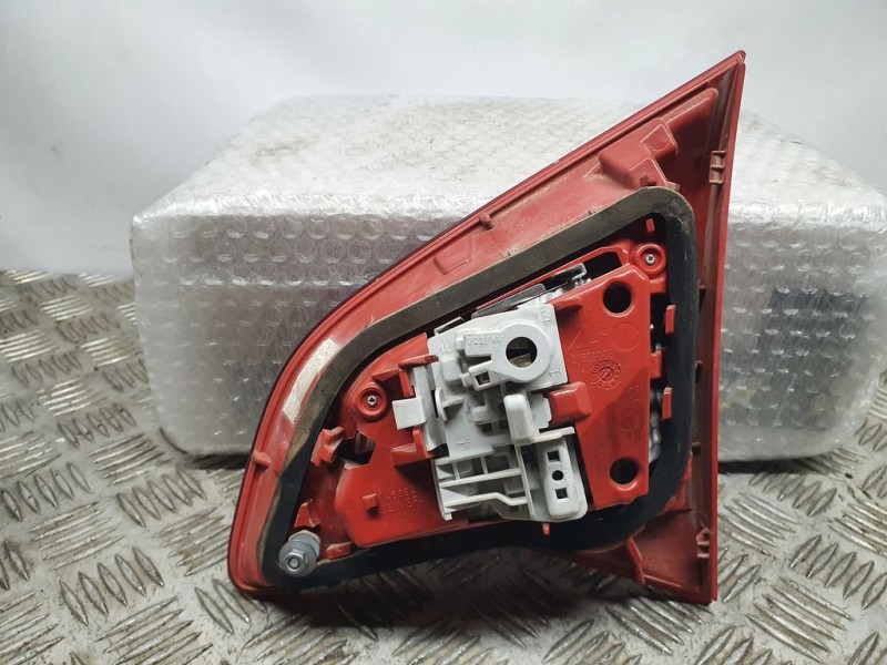 Recambio de piloto trasero izquierdo para opel meriva b selective referencia OEM IAM SIN REF  INTERIOR INUNDADO