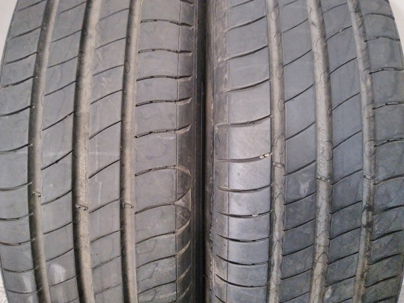 Recambio de neumatico pareja para neumaticos reutilizados - referencia OEM IAM 175651787H 175/65/17/87H MICHELIN