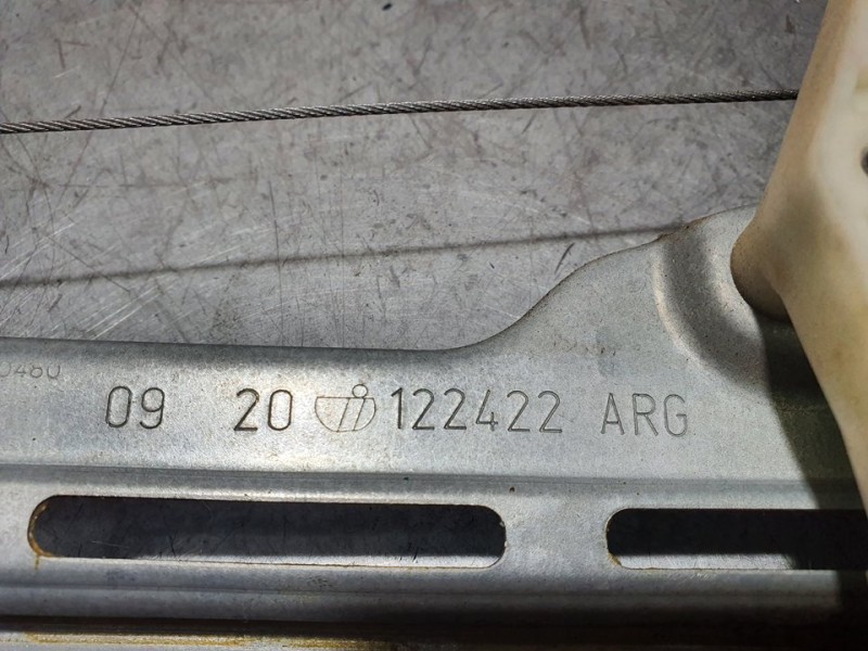 Recambio de elevalunas trasero izquierdo para peugeot 308 allure referencia OEM IAM 9826030480  ELECTRICO 6 PINES