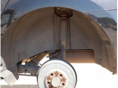 PLASTICO PASE RUEDA TRAS. IZQ. 5JA810969B 