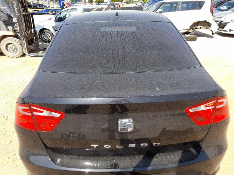 Recambio de porton trasero para seat toledo iv (kg3) 1.6 tdi referencia OEM IAM 6JH827023  