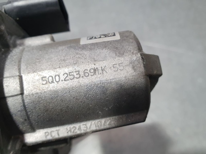 Recambio de valvula escape para seat ateca (kh7) xcellence referencia OEM IAM 5Q0253691K  PIERBURG