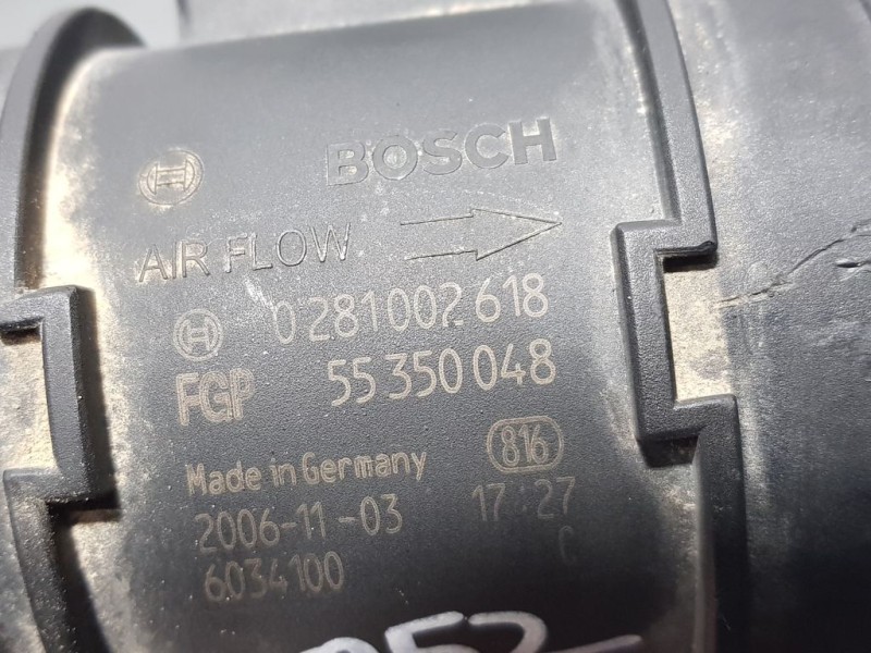 Recambio de caudalimetro para opel astra h berlina enjoy referencia OEM IAM 55350048 0281002618 BOSCH