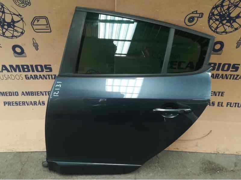 Recambio de puerta trasera izquierda para renault megane iii berlina 5 p limited referencia OEM IAM   