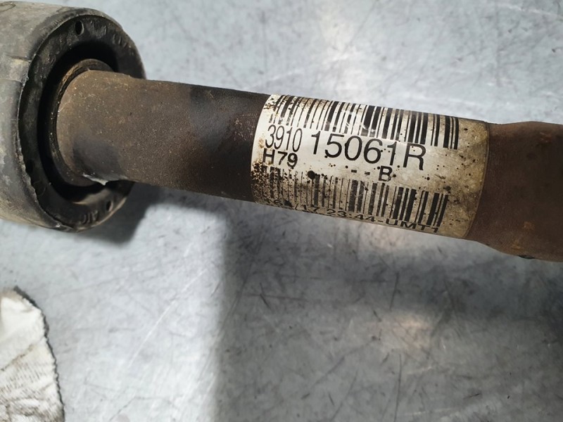 Recambio de transmision delantera izquierda para dacia duster ambiance 4x2 referencia OEM IAM 391015061R  