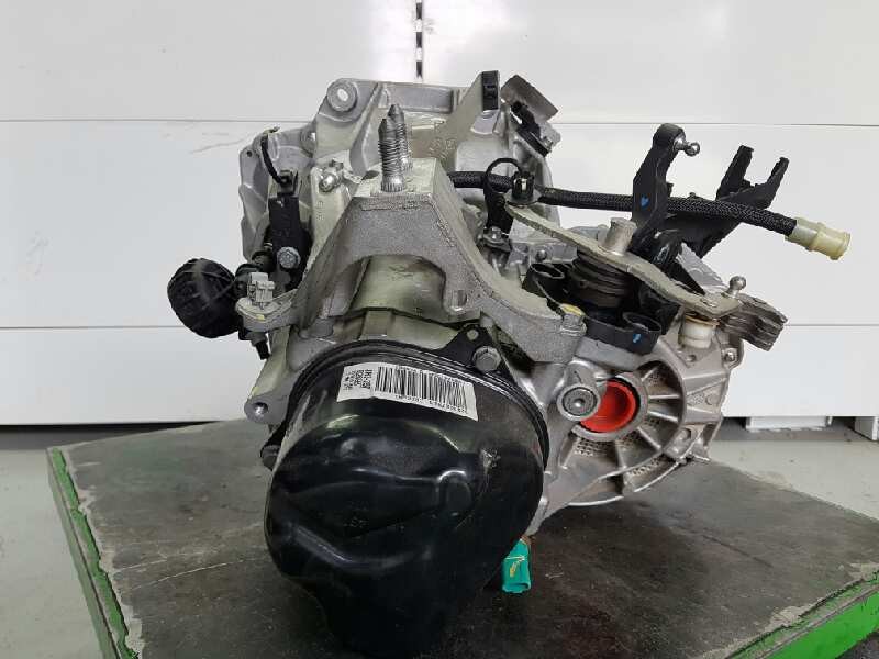 Recambio de caja cambios para dacia sandero basis referencia OEM IAM JH3397 S026987 5VELOCIDADES