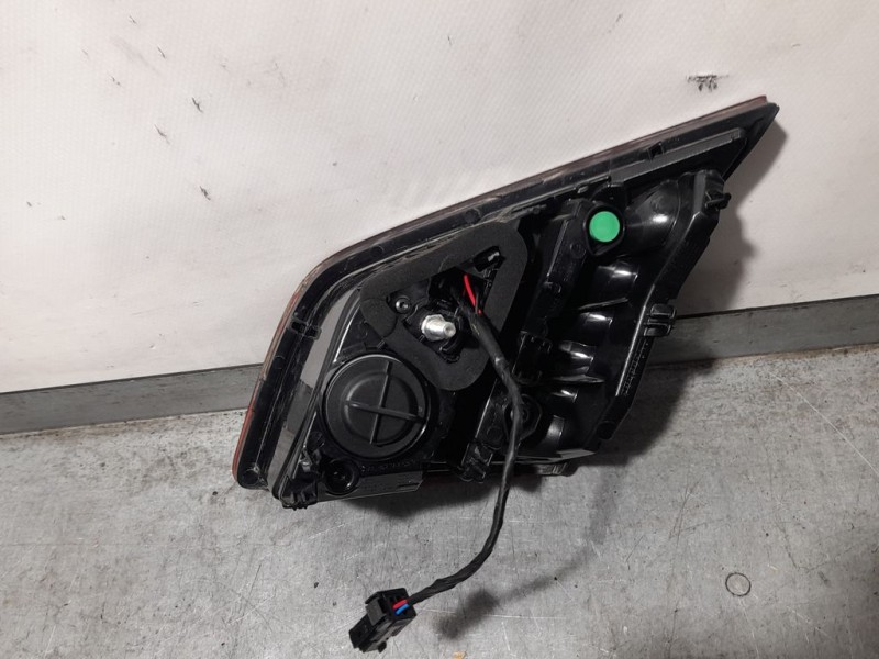 Recambio de piloto trasero izquierdo para peugeot 308 allure referencia OEM IAM 96 778 183 80  INTERIOR