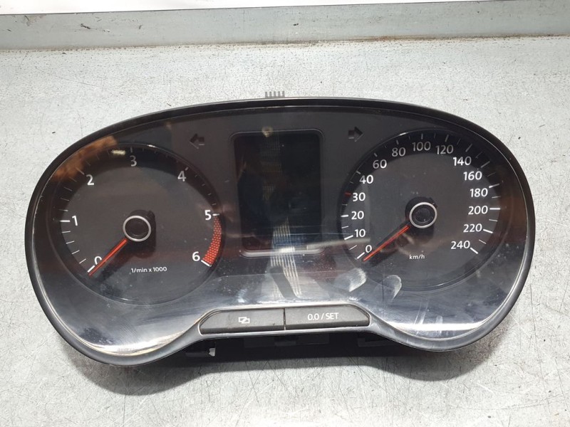 Recambio de cuadro instrumentos para volkswagen polo (6r1) advance referencia OEM IAM 6R0920861E A2C53387634 VDO