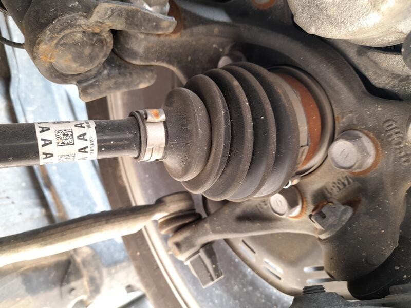 Recambio de transmision delantera izquierda para toyota aygo x (_b7_) 1.0 vvt-i (kgb70) referencia OEM IAM 434200H060  