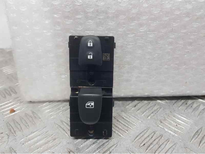 Recambio de mando elevalunas delantero derecho para nissan qashqai (j11) acenta referencia OEM IAM 25411HV02A  