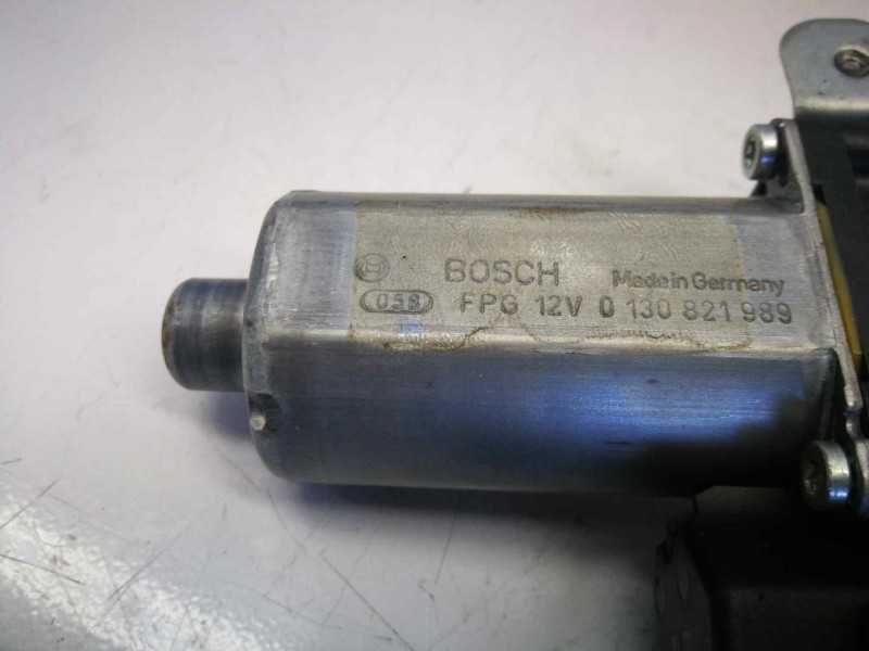 Recambio de elevalunas delantero derecho para opel astra h berlina cosmo referencia OEM IAM 93178696 6 PINS 0130821989