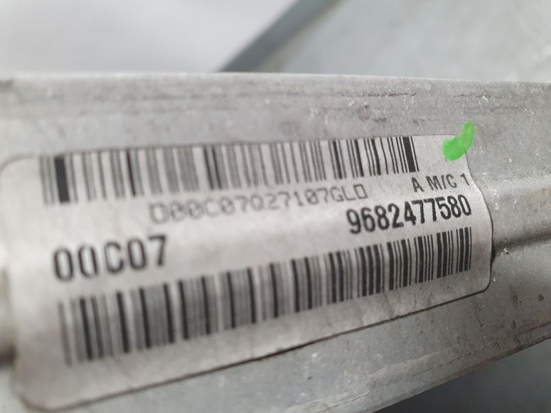 Recambio de radiador agua para ds 5 basis referencia OEM IAM 9682477580  