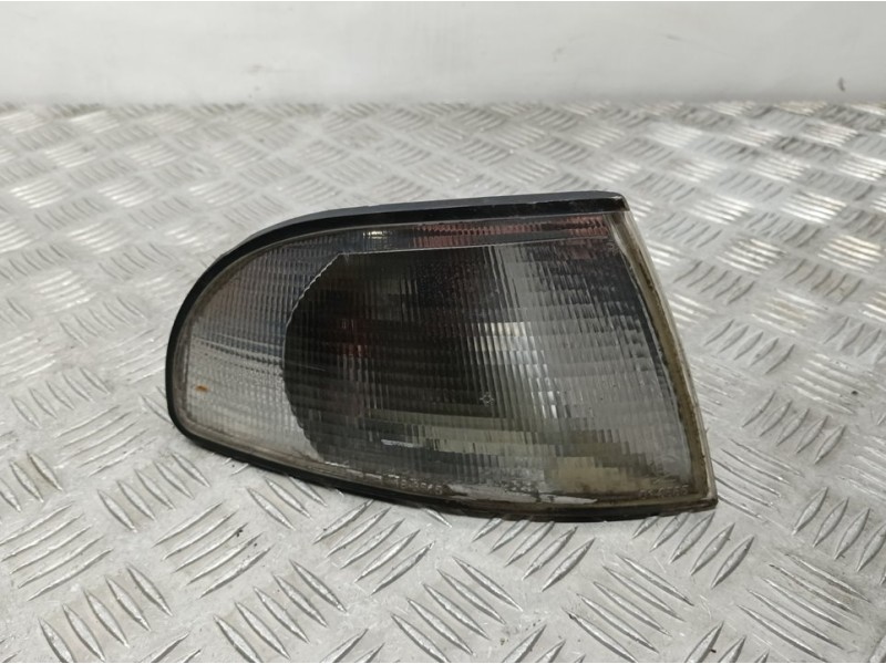 Recambio de piloto delantero derecho para audi a4 berlina (b5) 1.9 tdi referencia OEM IAM 8D0953050  POCO SUCIO PINTURA