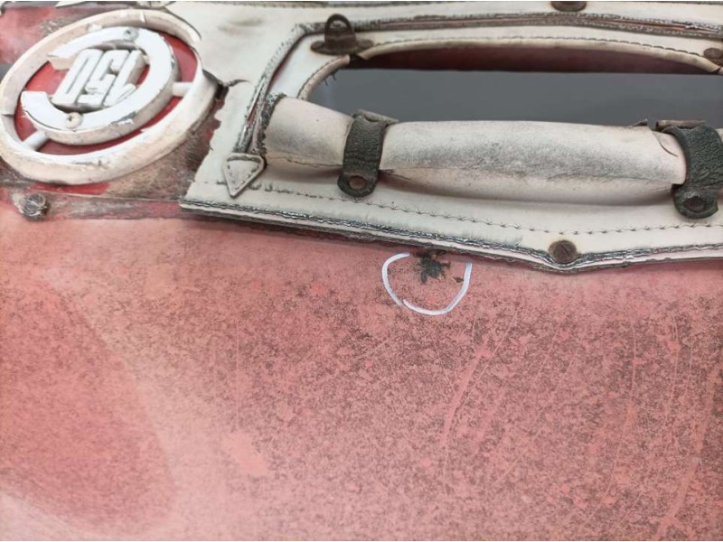 Recambio de capot para ebro c150 referencia OEM IAM   TOCADO