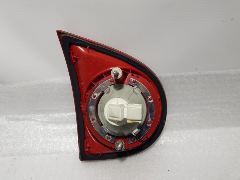 Recambio de piloto trasero derecho para volkswagen golf v berlina (1k1) trendline referencia OEM IAM 1K6945094G 89032905 INTERIO