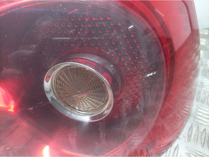 Recambio de piloto trasero derecho para volkswagen golf v berlina (1k1) trendline referencia OEM IAM 1K6945096G  ROZADO , EXTERI