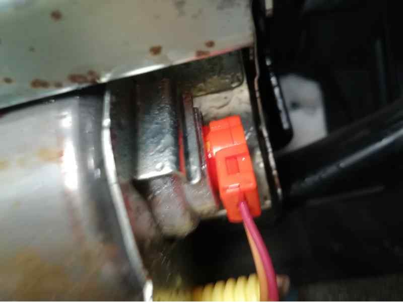 Recambio de kit airbag para mitsubishi montero (v80/v90) 3.2 di-d kaiteki (3-ptas.) referencia OEM IAM   INUNDADO