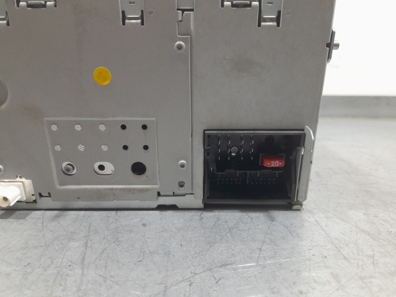 Recambio de sistema audio / radio cd para seat toledo iv (kg3) 1.6 tdi referencia OEM IAM 6JA035186 8157640288366 BOSCH