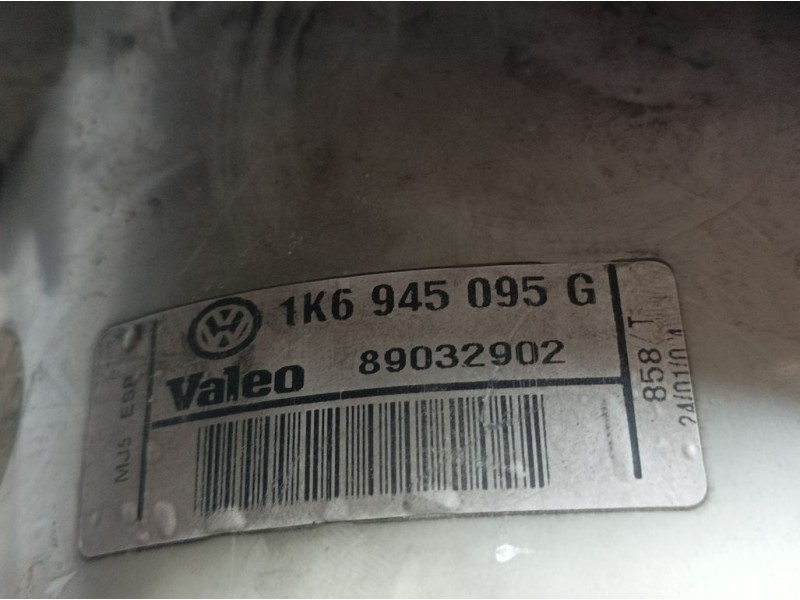 Recambio de piloto trasero izquierdo para volkswagen golf v berlina (1k1) trendline referencia OEM IAM 1K695095G  