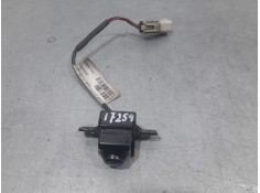Recambio de camara vision trasera para chevrolet cruze hatchback (j305) 2.0 cdi referencia OEM IAM 20860481  
