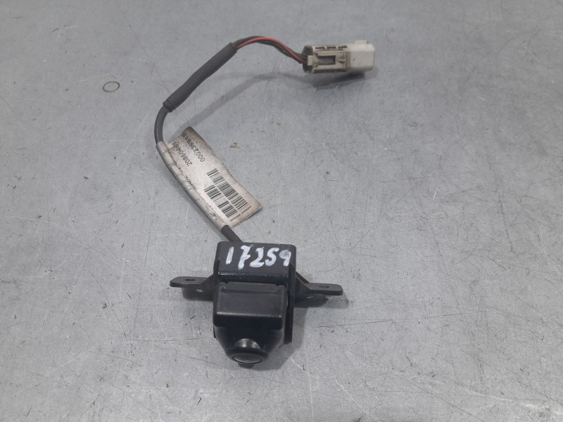Recambio de camara vision trasera para chevrolet cruze hatchback (j305) 2.0 cdi referencia OEM IAM 20860481  