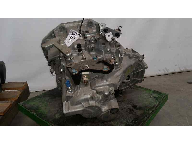 Recambio de caja cambios para nissan qashqai (j10) acenta referencia OEM IAM 320103UB0B 5941316 5VELOCIDADES