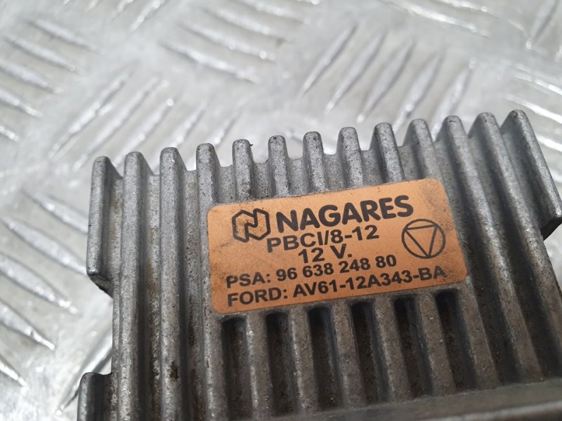 Recambio de caja precalentamiento para citroën c5 berlina exclusive referencia OEM IAM 9663824880 AV6112A343BA NAGARES