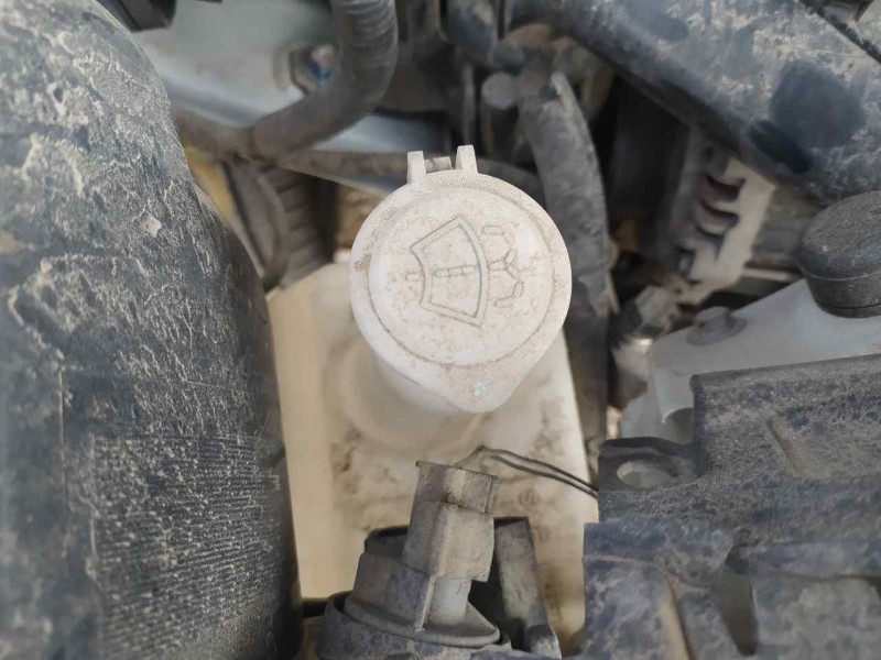 Recambio de deposito limpia para mitsubishi space star (a00) kaiteki referencia OEM IAM 8260A224  