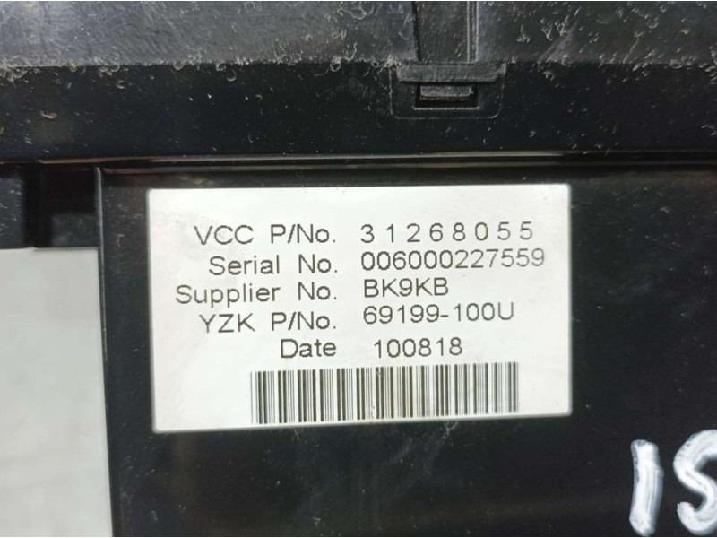 Recambio de pantalla multifuncion para volvo v50 familiar 1.6 d drive kinetic referencia OEM IAM 31268055 69199100U 