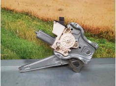 Recambio de elevalunas trasero derecho para toyota corolla (e12) 1.4 d-4d luna compact referencia OEM IAM  6 PINS ELECTRICO