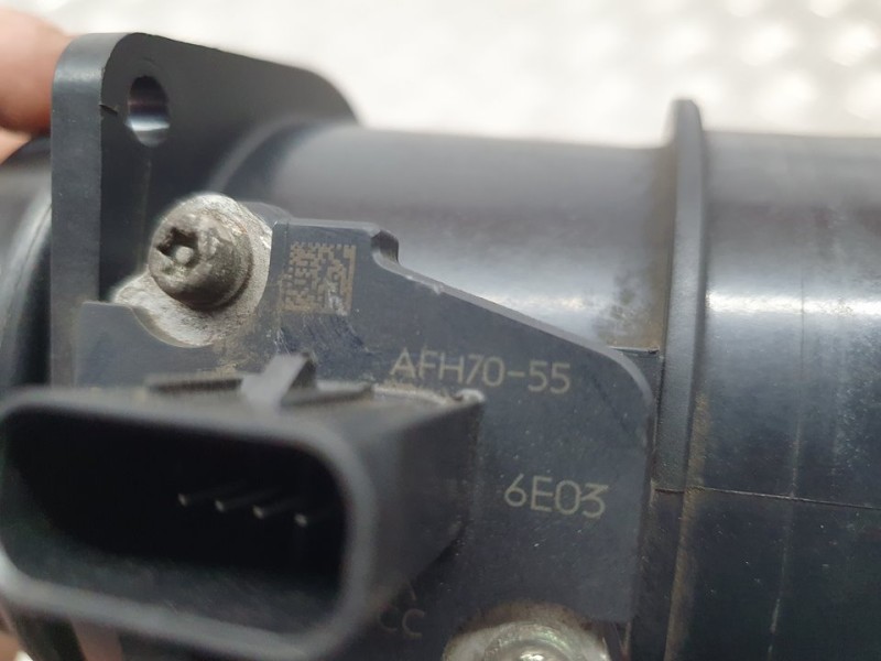 Recambio de caudalimetro para ford focus berlina (cap) ambiente (d) referencia OEM IAM 4M5112B579CC AFH7055 