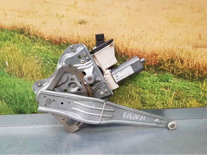 Recambio de elevalunas trasero derecho para toyota corolla (e12) 1.4 d-4d luna compact referencia OEM IAM  6 PINS ELECTRICO