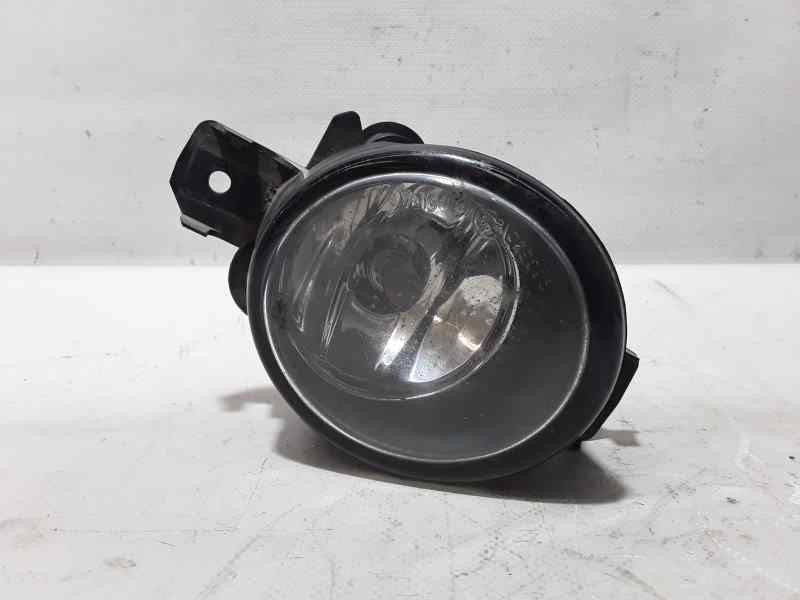 Recambio de faro antiniebla derecho para nissan primera berlina (p12) acenta referencia OEM IAM 89202701 8200002470 VALEO