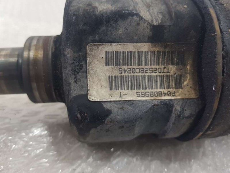 Recambio de transmision delantera izquierda para chrysler voyager (gs) 2.5 td referencia OEM IAM P04808965T  