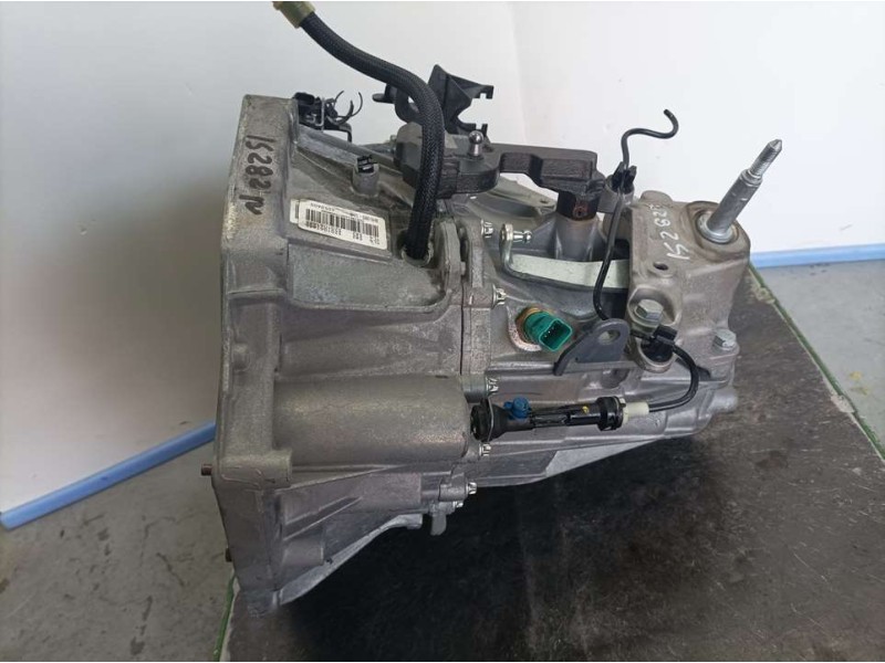 Recambio de caja cambios para renault express van referencia OEM IAM TL4382 S050600  TOCADA 6VELOCIDADES