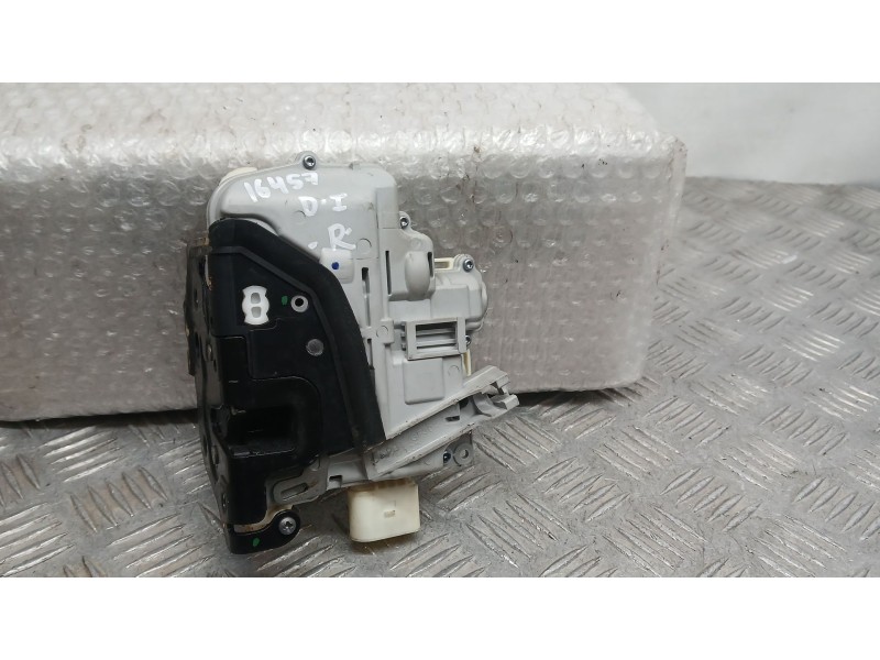 Recambio de cerradura puerta delantera izquierda para volkswagen passat b7 (362) 2.0 tdi referencia OEM IAM 3C1837015A  